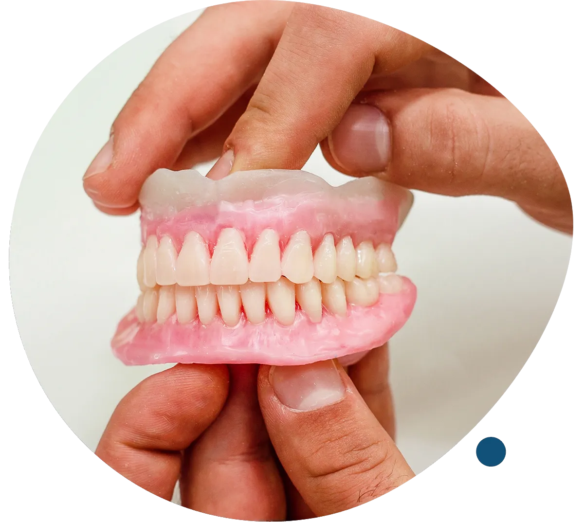https://studionaturaldental.it/wp-content/uploads/2023/10/home-service-2-1.webp